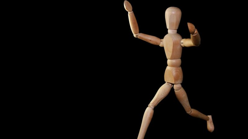 Így rontja el a közérzetünket a rossz testtartás anélkül hogy észrevennénk