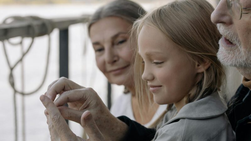 Így találhatjuk meg az egyensúlyt a nagyszülők segítsége és a saját nevelési elveink között