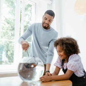 Így segíthetünk a gyerekeknek eligazodni a saját érzelmeik világában